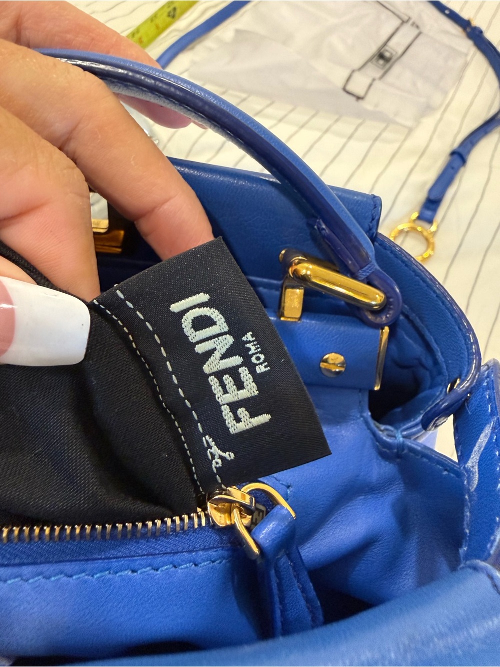 Authentic Fendi Peekaboo small - Picture 13 of 16